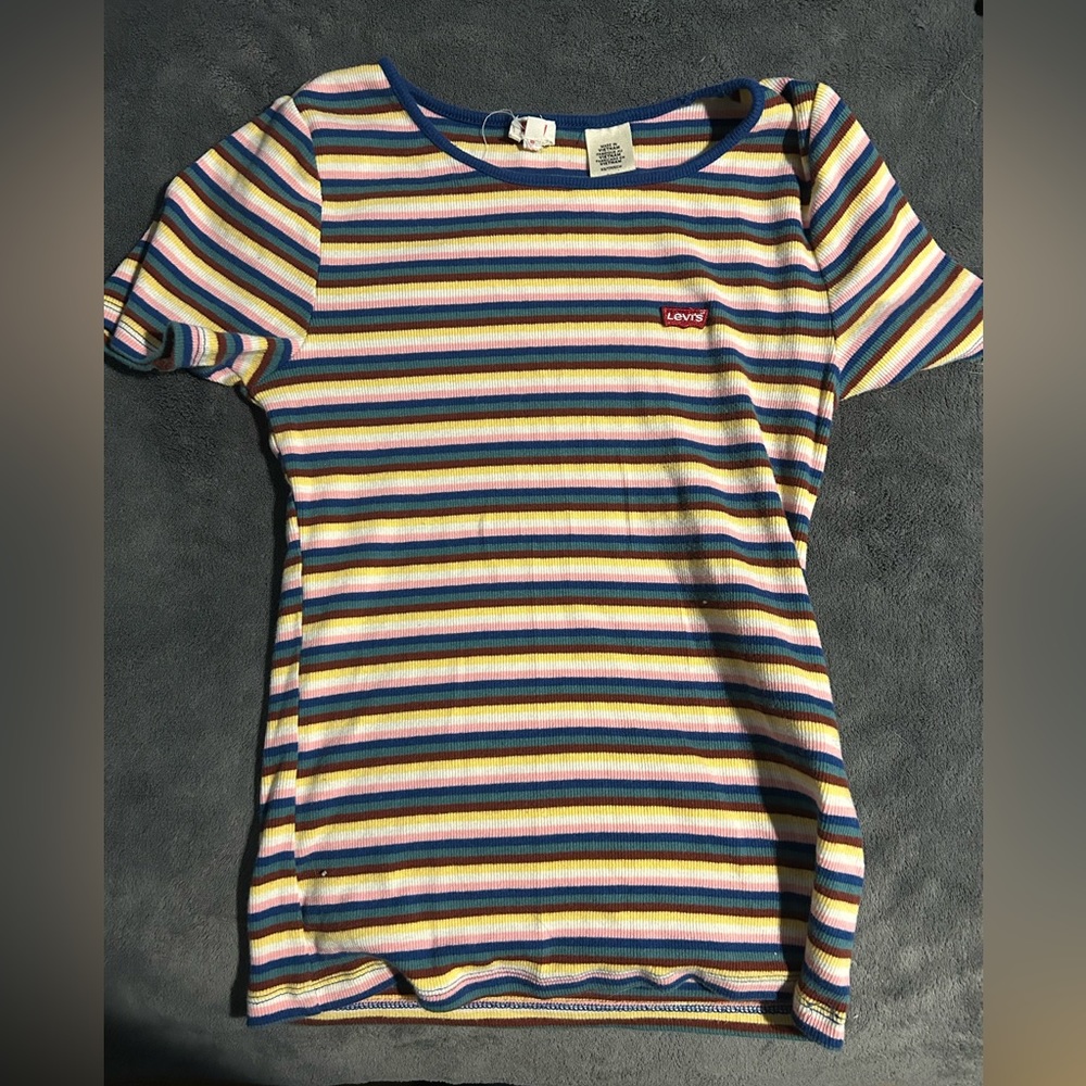 Levi’s Striped T-Shirt XS in Women’s Fits like a Small